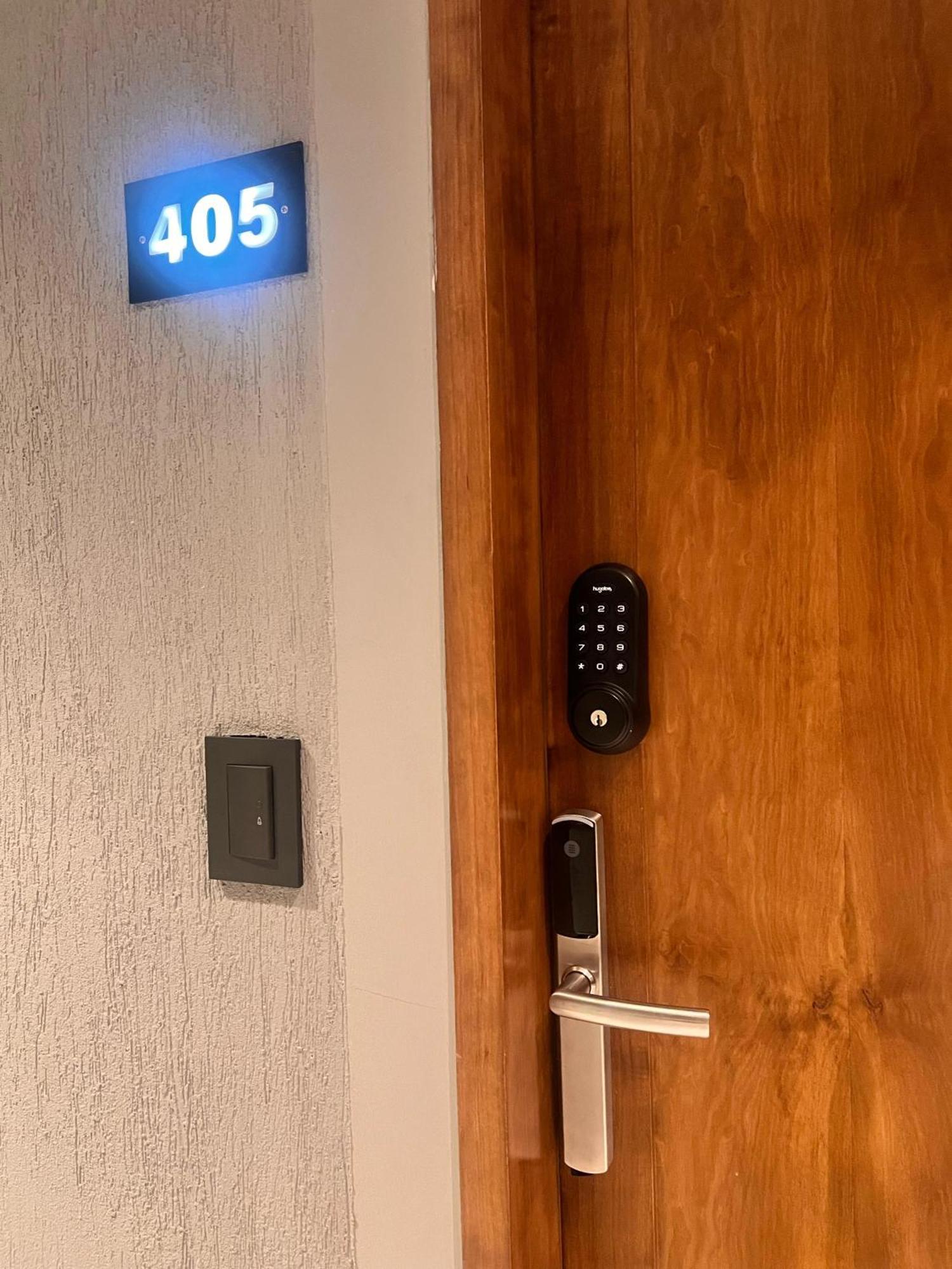 Apartment Center *